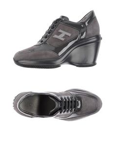 Низкие кеды и кроссовки Hogan