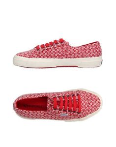 Низкие кеды и кроссовки Superga