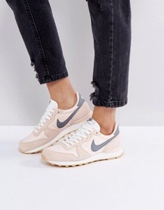 Персиковые кроссовки Nike Internationalist - Мульти