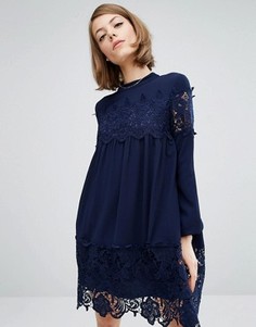 Платье с присборенной юбкой и кружевными вставками Fashion Union - Темно-синий