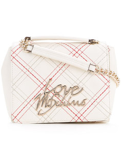 сумка через плечо с простроченным логотипом Love Moschino