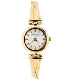 Часы с золотистым металлическим браслетом Anne Klein