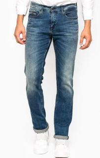 Слегка зауженные джинсы с заломами Calvin Klein Jeans