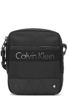 Маленькая сумка с широким плечевым ремнем Calvin Klein Jeans