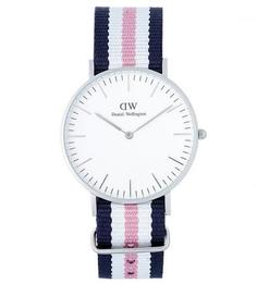 Часы с текстильным браслетом в полоску Daniel Wellington