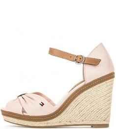 Текстильные босоножки розового цвета Tommy Hilfiger