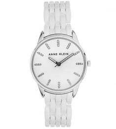 Часы с круглым циферблатом и широким пластиковым браслетом Anne Klein