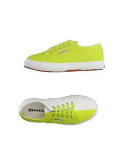 Низкие кеды и кроссовки Superga