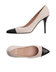 Туфли Stuart Weitzman