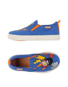 Низкие кеды и кроссовки Geox