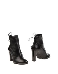 Полусапоги и высокие ботинки Stuart Weitzman