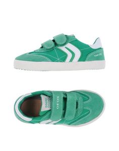 Низкие кеды и кроссовки Geox
