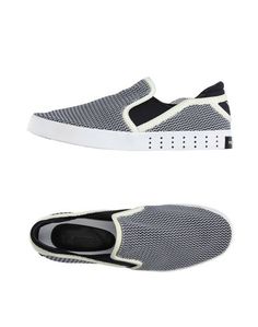 Низкие кеды и кроссовки Y-3