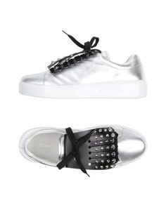 Низкие кеды и кроссовки Prada