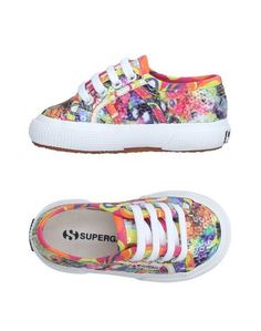 Низкие кеды и кроссовки Superga