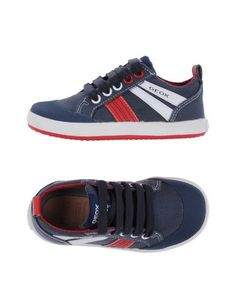 Низкие кеды и кроссовки Geox
