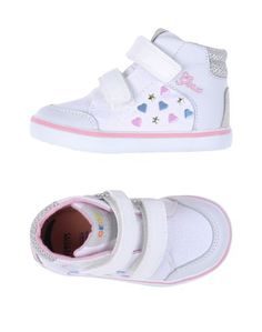 Низкие кеды и кроссовки Geox