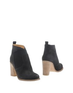 Полусапоги и высокие ботинки Marc by Marc Jacobs