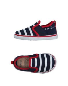 Низкие кеды и кроссовки Geox