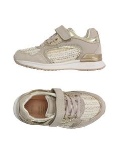 Низкие кеды и кроссовки Geox
