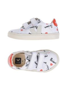 Низкие кеды и кроссовки Veja