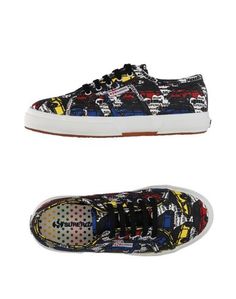 Низкие кеды и кроссовки Superga