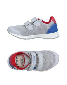 Низкие кеды и кроссовки Geox