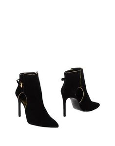 Полусапоги и высокие ботинки Stuart Weitzman
