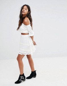 Комплект с топом с открытыми плечами Boohoo - Белый