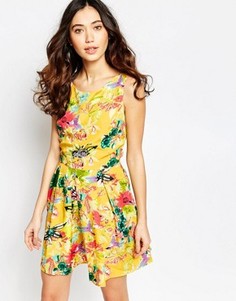 Короткое приталенное платье с цветочным принтом Iska - Желтый
