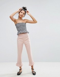 Укороченные брюки с оборками New Look - Розовый