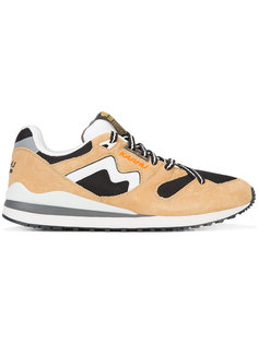 Synchron trainers Karhu