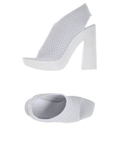 Сандалии VIC MatiĒ