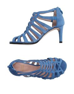 Сандалии Stuart Weitzman