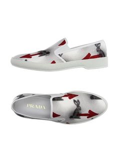 Низкие кеды и кроссовки Prada