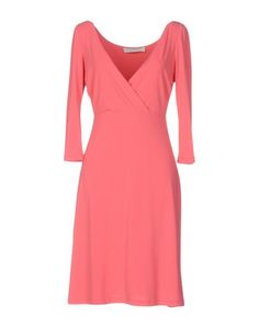 Короткое платье Fisico