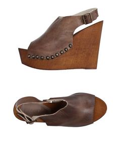 Сандалии Nila & Nila