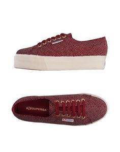 Низкие кеды и кроссовки Superga