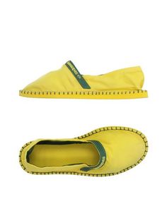 Низкие кеды и кроссовки Havaianas