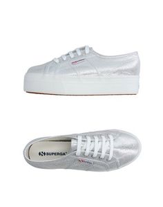 Низкие кеды и кроссовки Superga