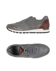 Низкие кеды и кроссовки Geox