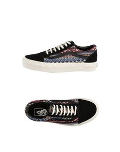 Низкие кеды и кроссовки Vans