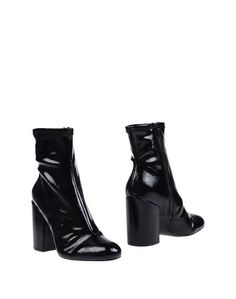 Полусапоги и высокие ботинки Steve Madden