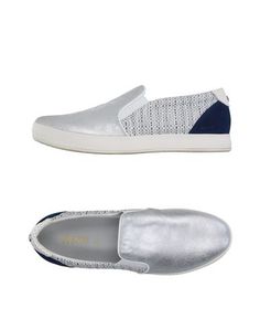 Низкие кеды и кроссовки Geox