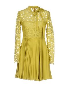 Короткое платье Valentino