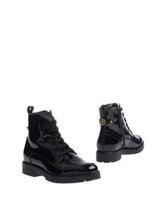 Полусапоги и высокие ботинки Guess
