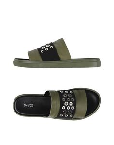 Сандалии V&M