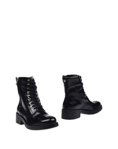 Полусапоги и высокие ботинки Guess