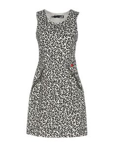 Короткое платье Love Moschino