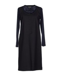 Короткое платье Thinple